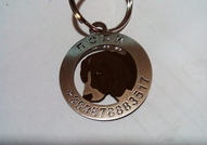 Изработване на кучешки медальони от неръждаема стомана