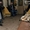 Бездомни кучета използват метрото
